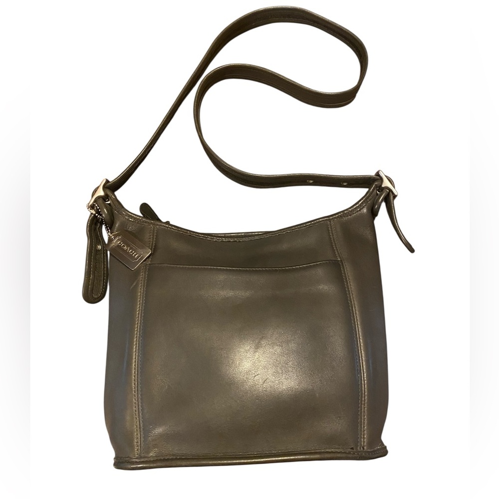 Coach~Slim Duffel Sac Charcoal Gray
Glovetanned Leather
Vintage